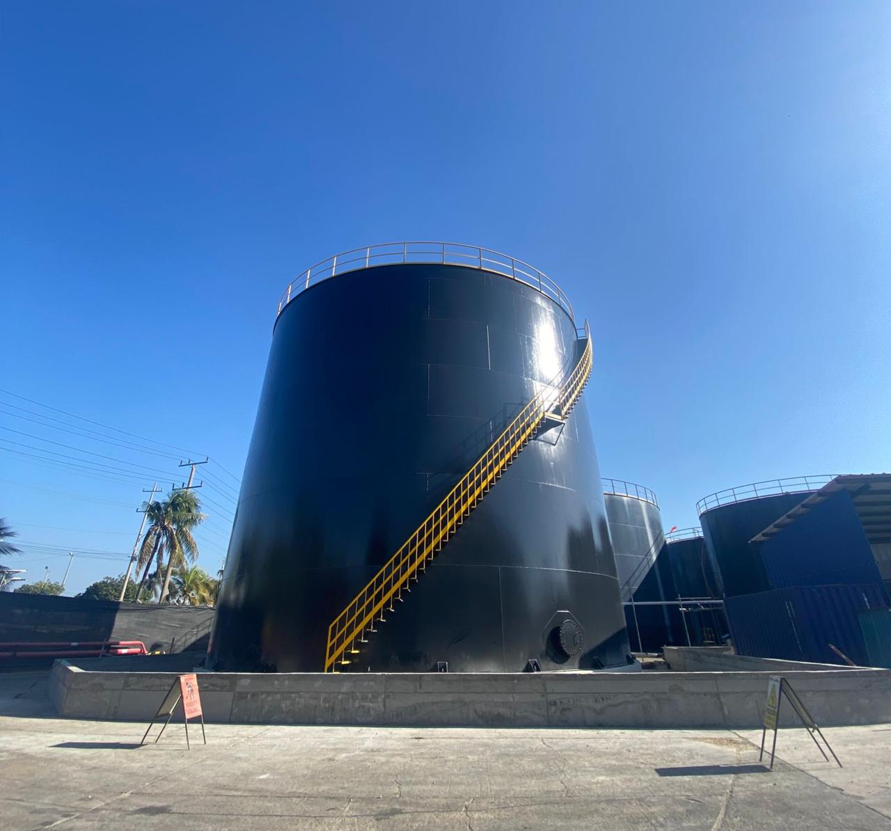 Tanques de almacenamiento terminados